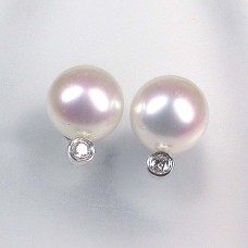 8.5.9mm 淡水珍珠白色圓珠925銀耳環鑲白鋯石